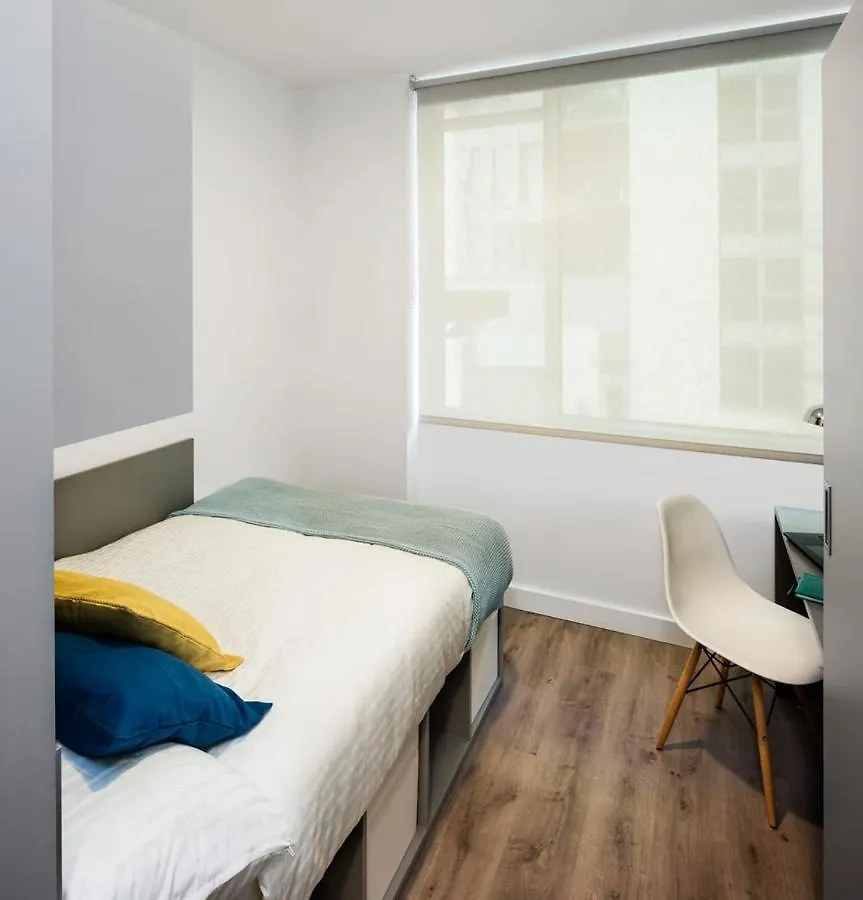 Zeni Ensuite, In The Vibrant Docklands Estalagem Dublin
