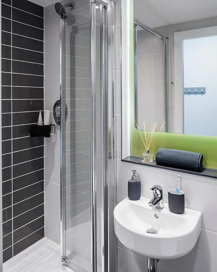 Inn Zeni Ensuite, In The Vibrant Docklands Irlanda
