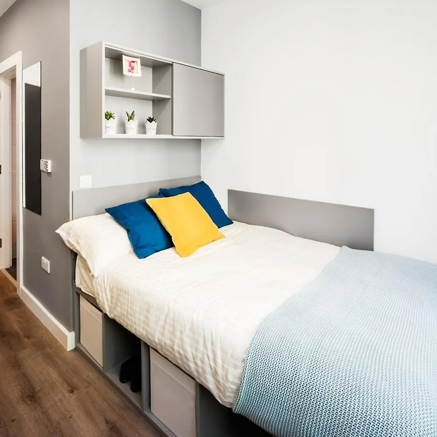 Zeni Ensuite, In The Vibrant Docklands Irlanda